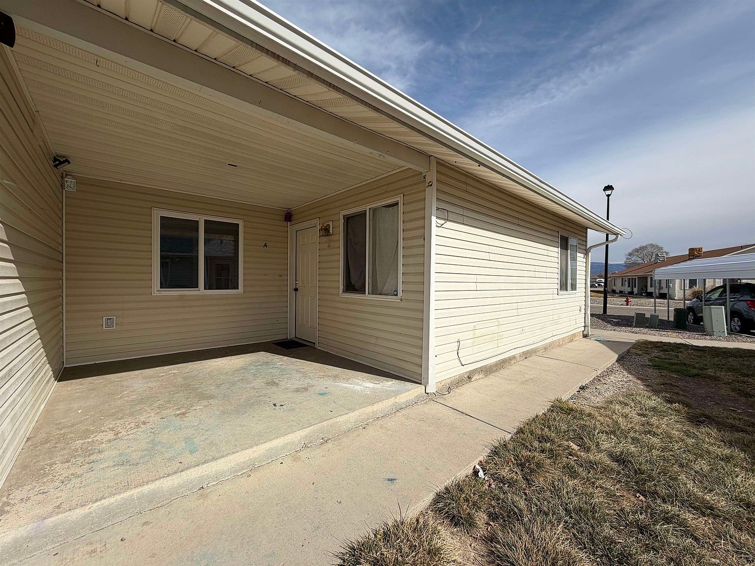 389 Sunnyside Cir Unit A Grand Junction, CO 81504 - Thumbnail 2