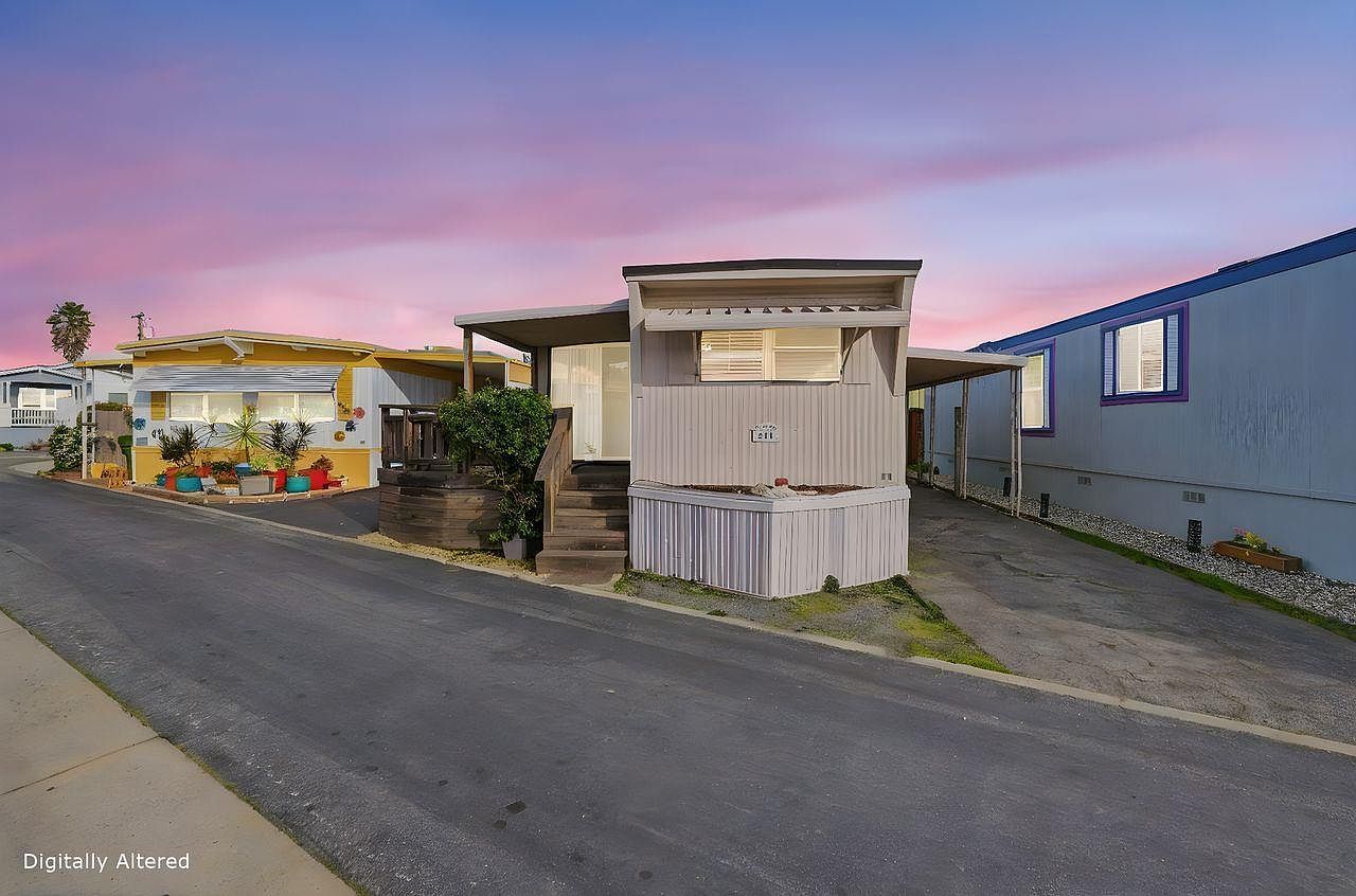 1555 Merrill St Spc 61 Santa Cruz, CA 95062 - Thumbnail 2