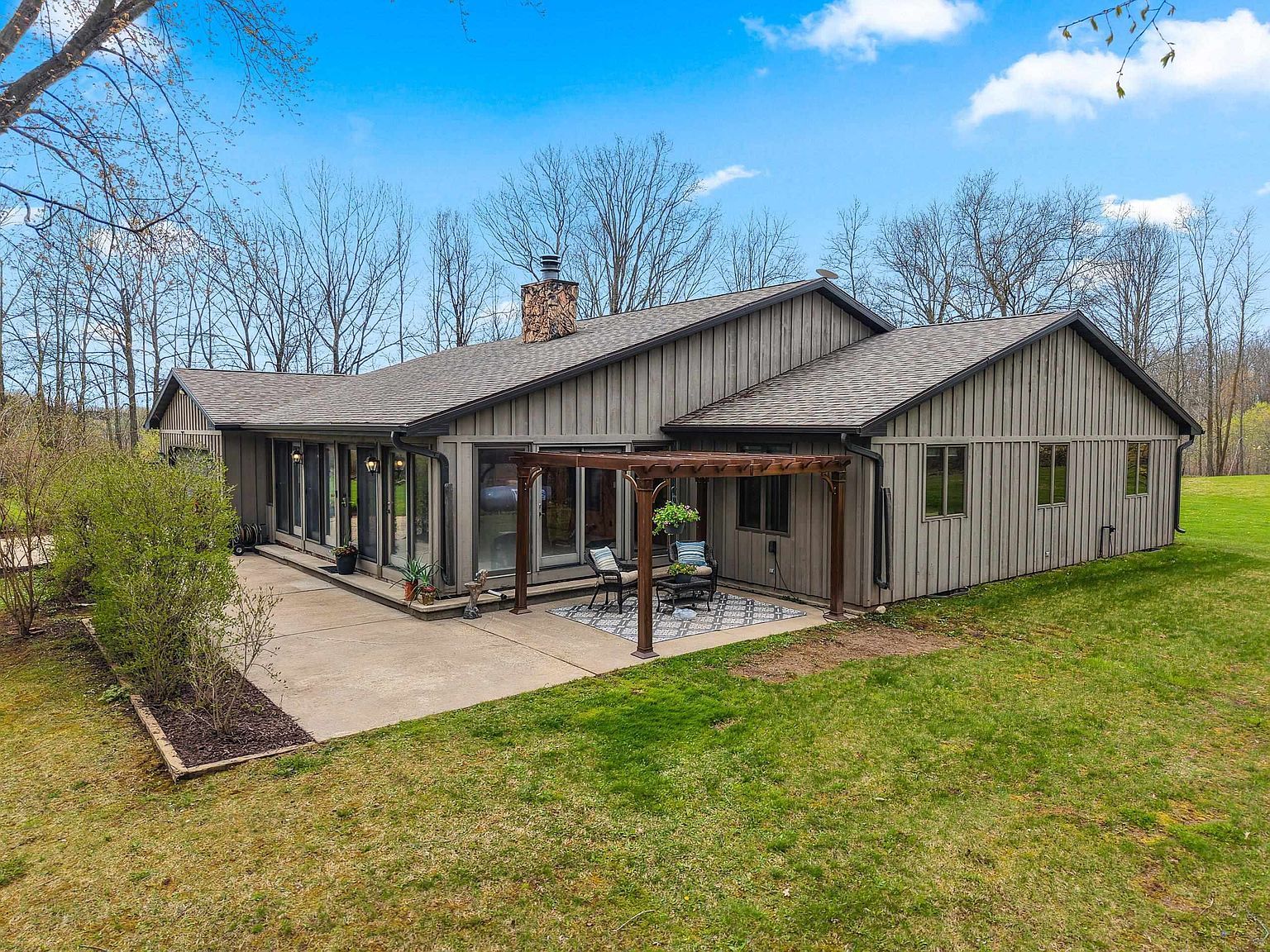 W7236 Wege Rd Hortonville, WI 54944  | Single Family