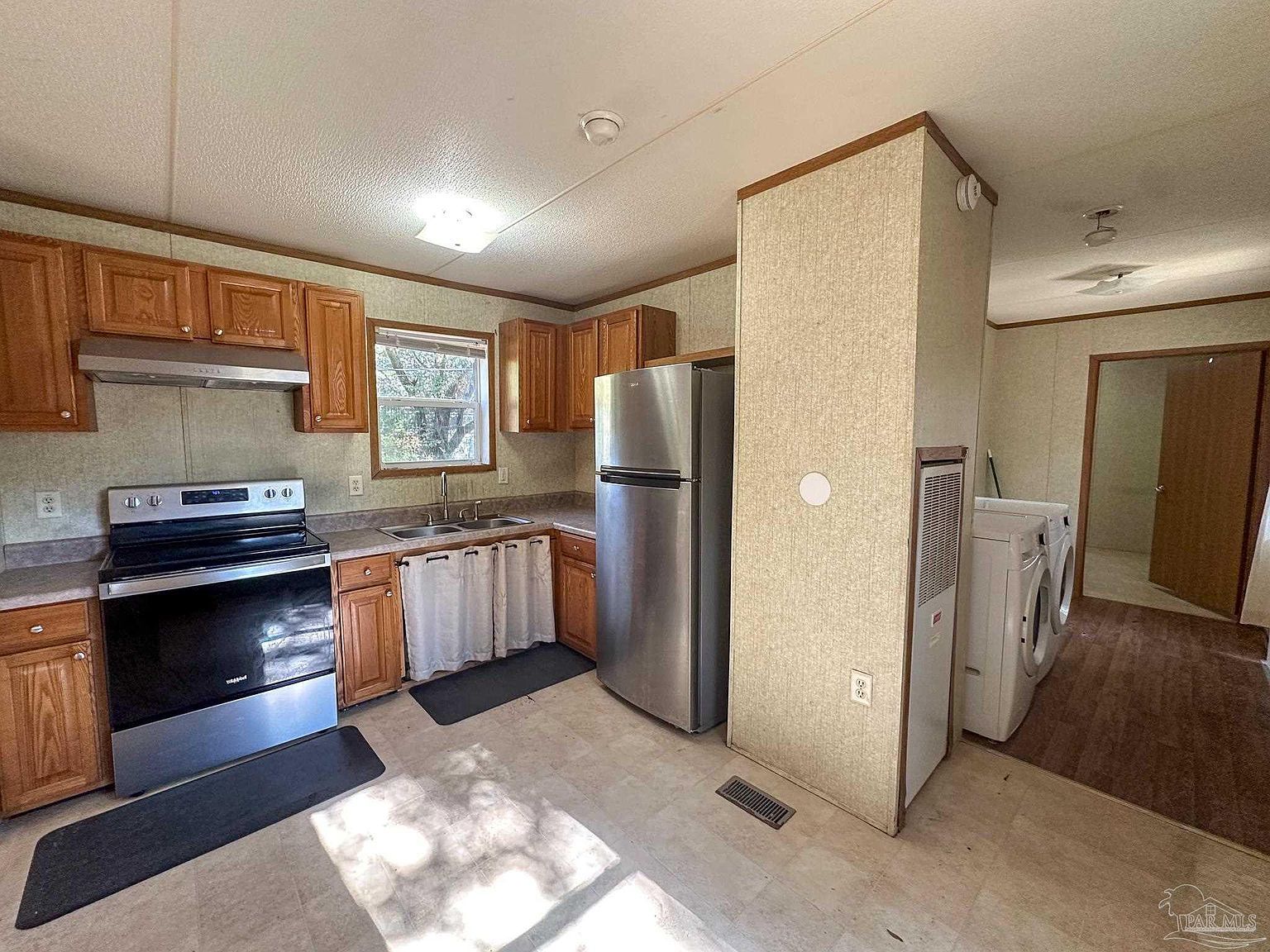 4404 Conifers St Milton, FL 32583 - Thumbnail 2