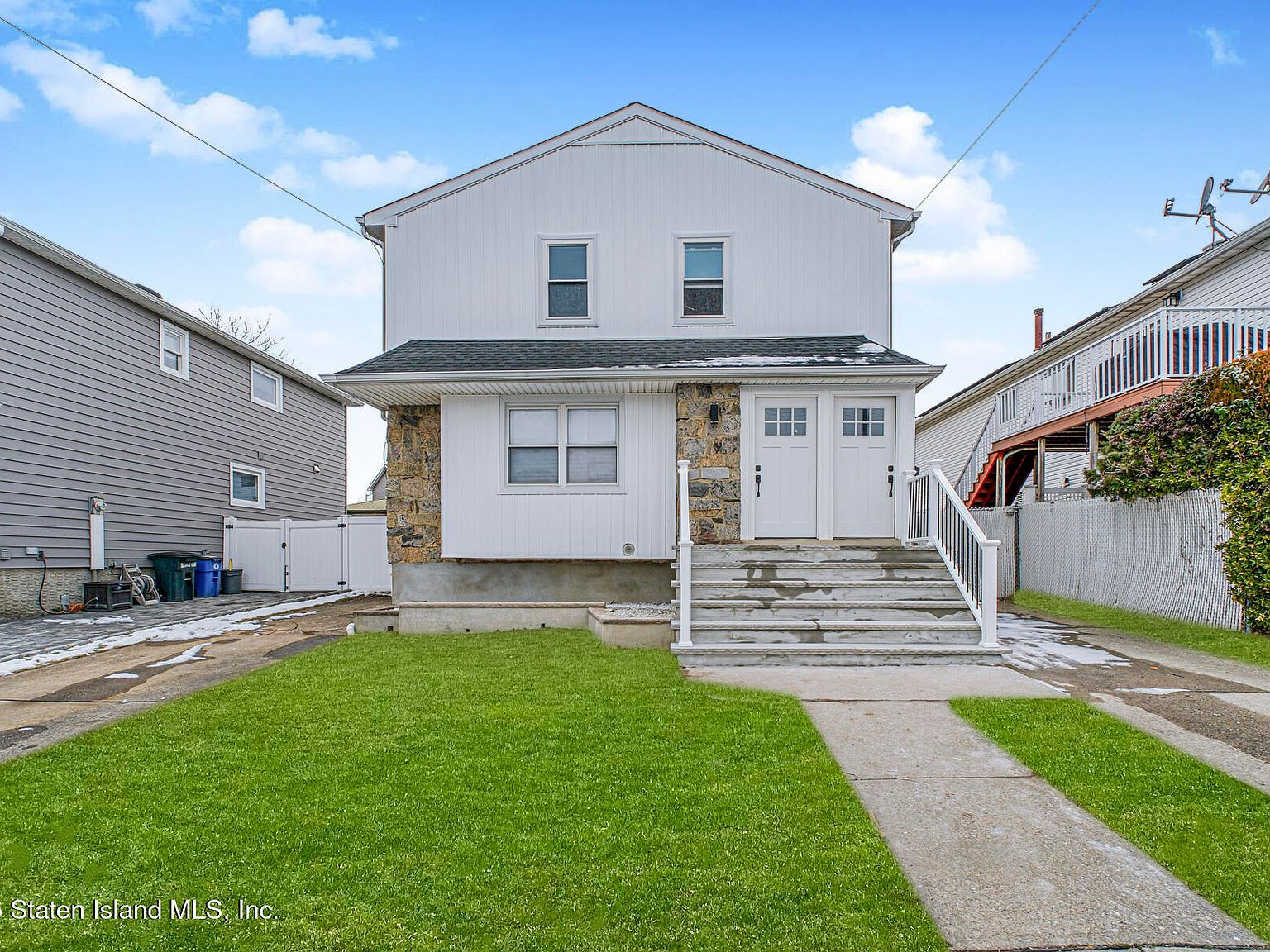 126 Annadale Rd Staten Island, NY 10312 - Thumbnail 2