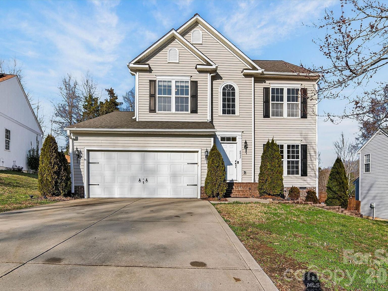 4913 Summerside Dr Lake Wylie, SC 29710 - Thumbnail 2