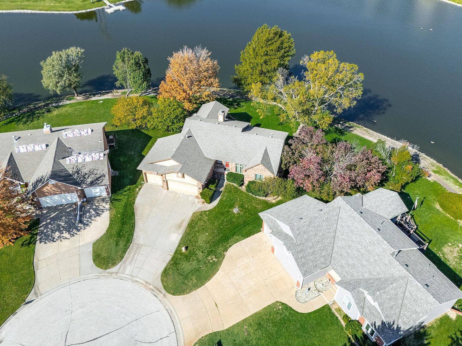 2225 N Sandplum Ct Wichita, KS 67205 - Thumbnail 2