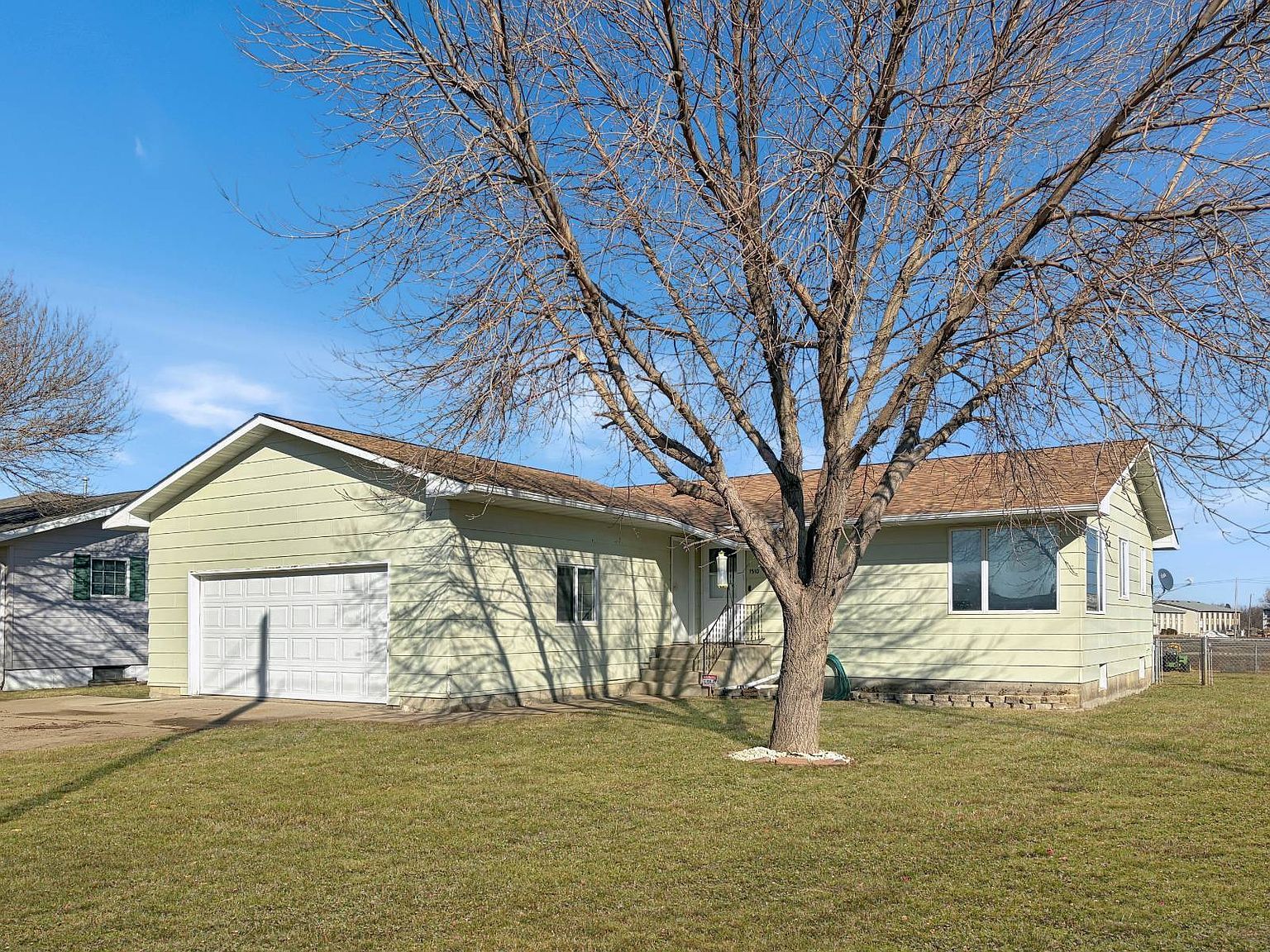 1310 9th Ave SW Sidney, MT 59270 - Thumbnail 2