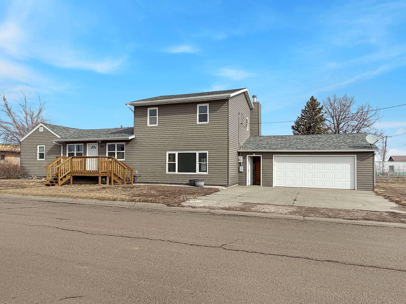 204 3rd St NE Sidney, MT 59270 - Thumbnail 2