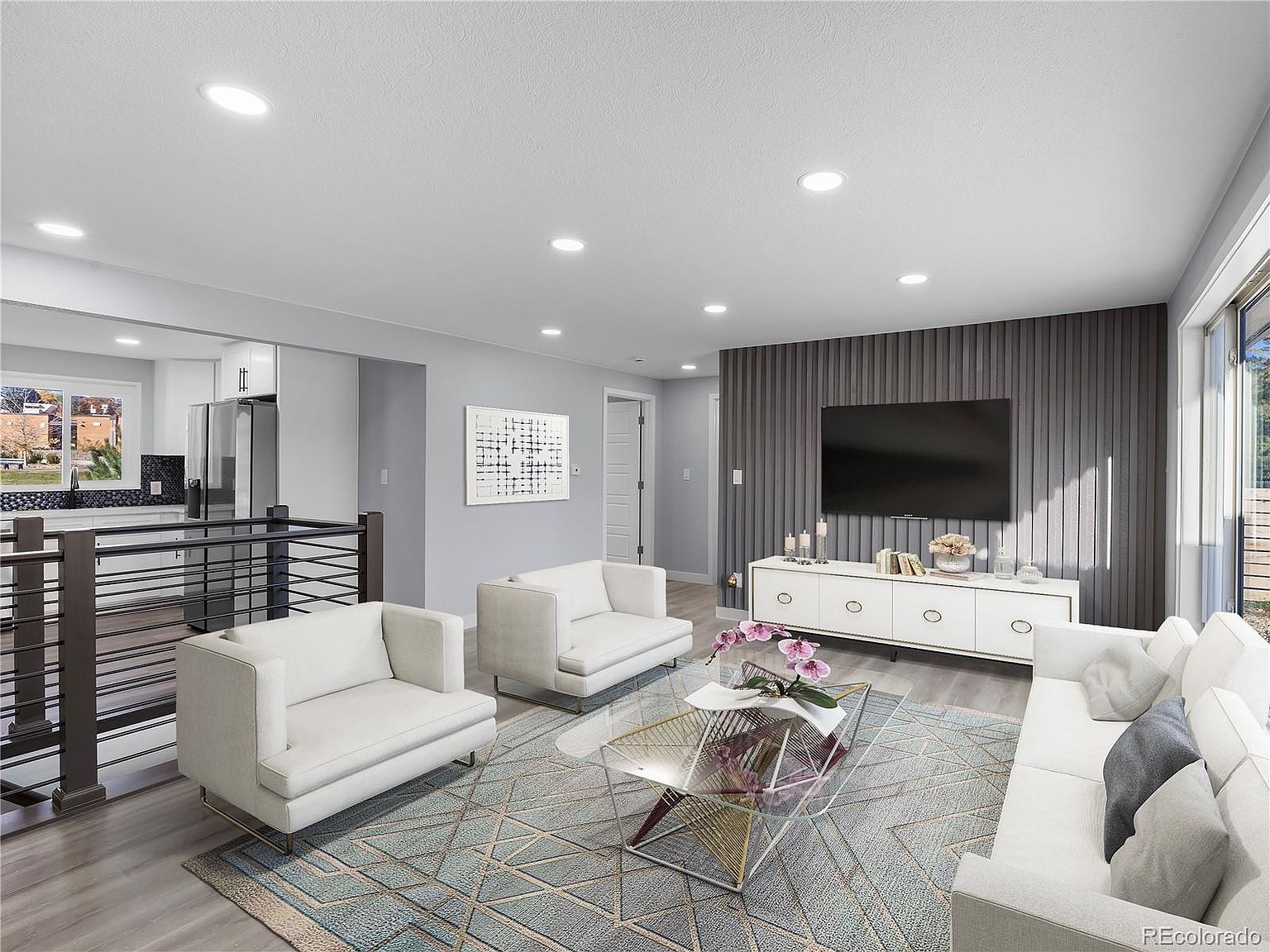 951 E 10th Ave Broomfield, CO 80020 - Thumbnail 2