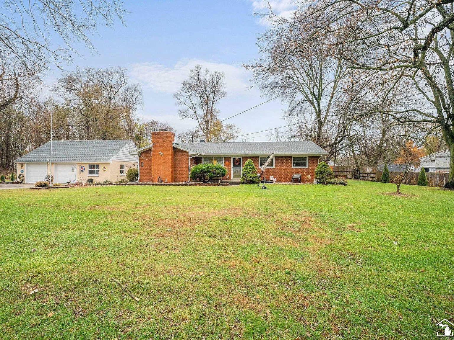 4130 Hill Dr Lambertville, MI 48144 - Thumbnail 2