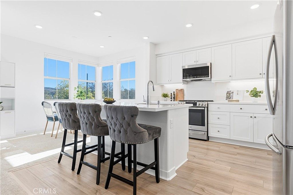 1500 Lasso Way #205 Ladera Ranch, CA 92694 - Thumbnail 2