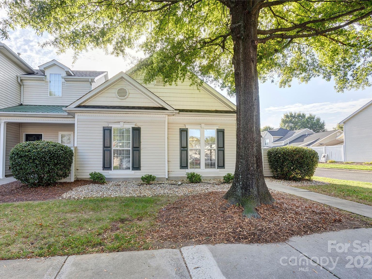 6315 Professional Blvd Harrisburg, NC 28075 - Thumbnail 2