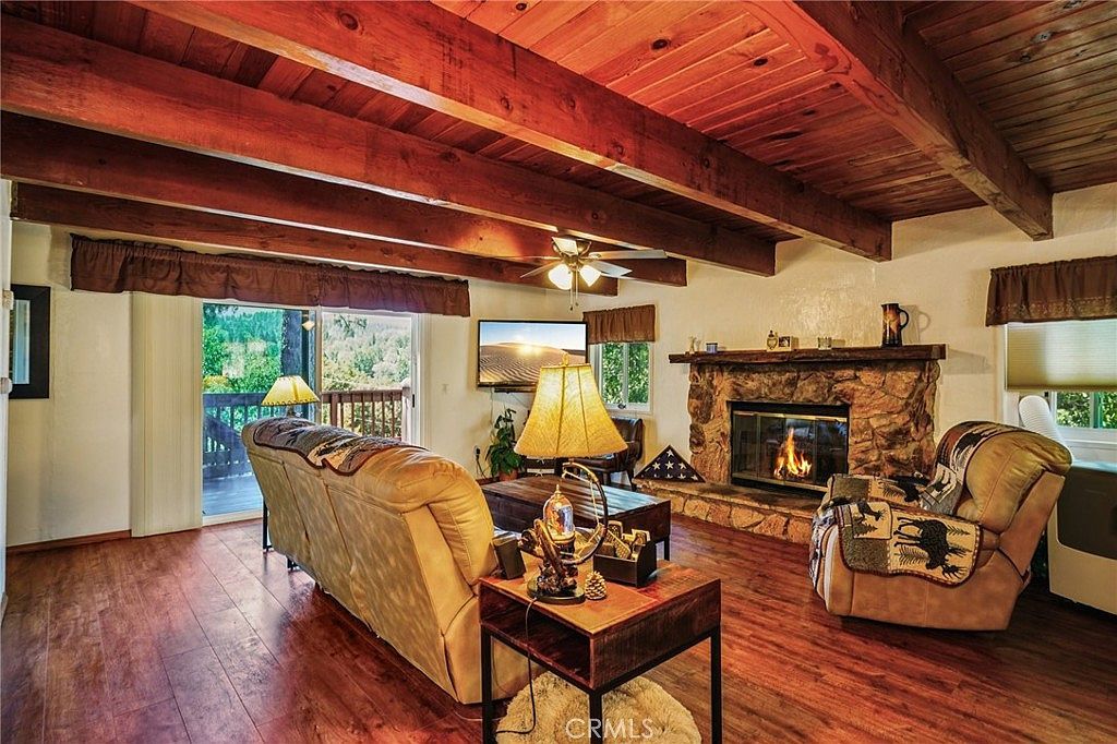 463 Delle Dr Crestline, CA 92325 - Thumbnail 2