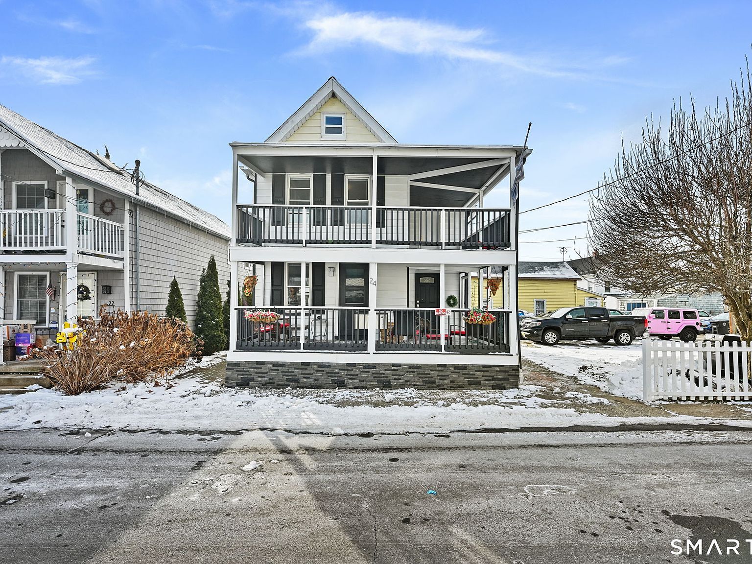 24 Botsford Ave Milford, CT 06460 - Thumbnail 2