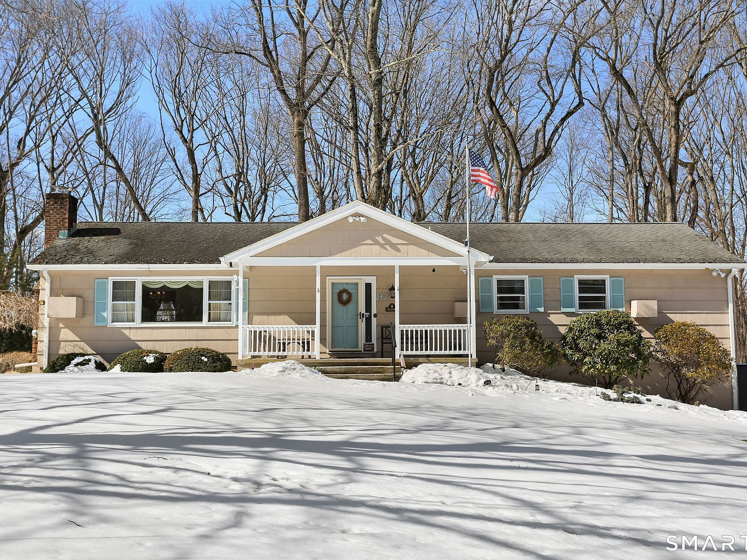 97 Greenbrier Rd Trumbull, CT 06611 - Thumbnail 2