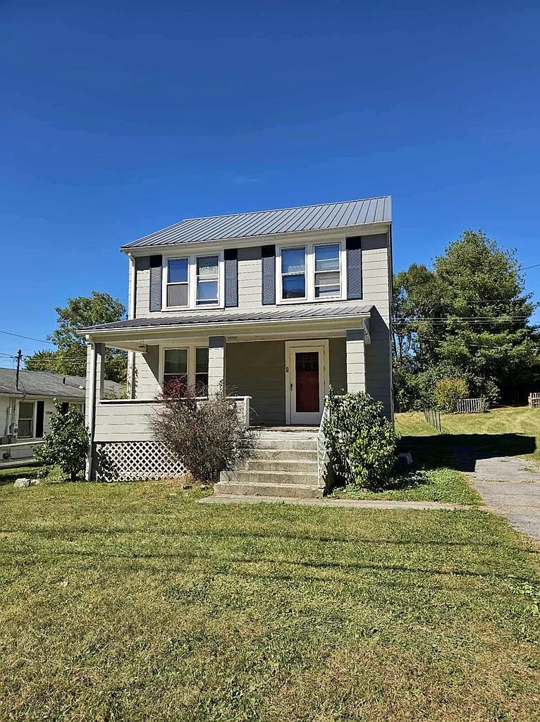 1022 W Cumberland Rd Bluefield, WV 24701 - Thumbnail 2