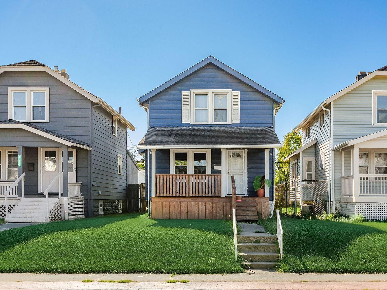 2397 Sullivant Ave Columbus, OH 43204 - Thumbnail 2