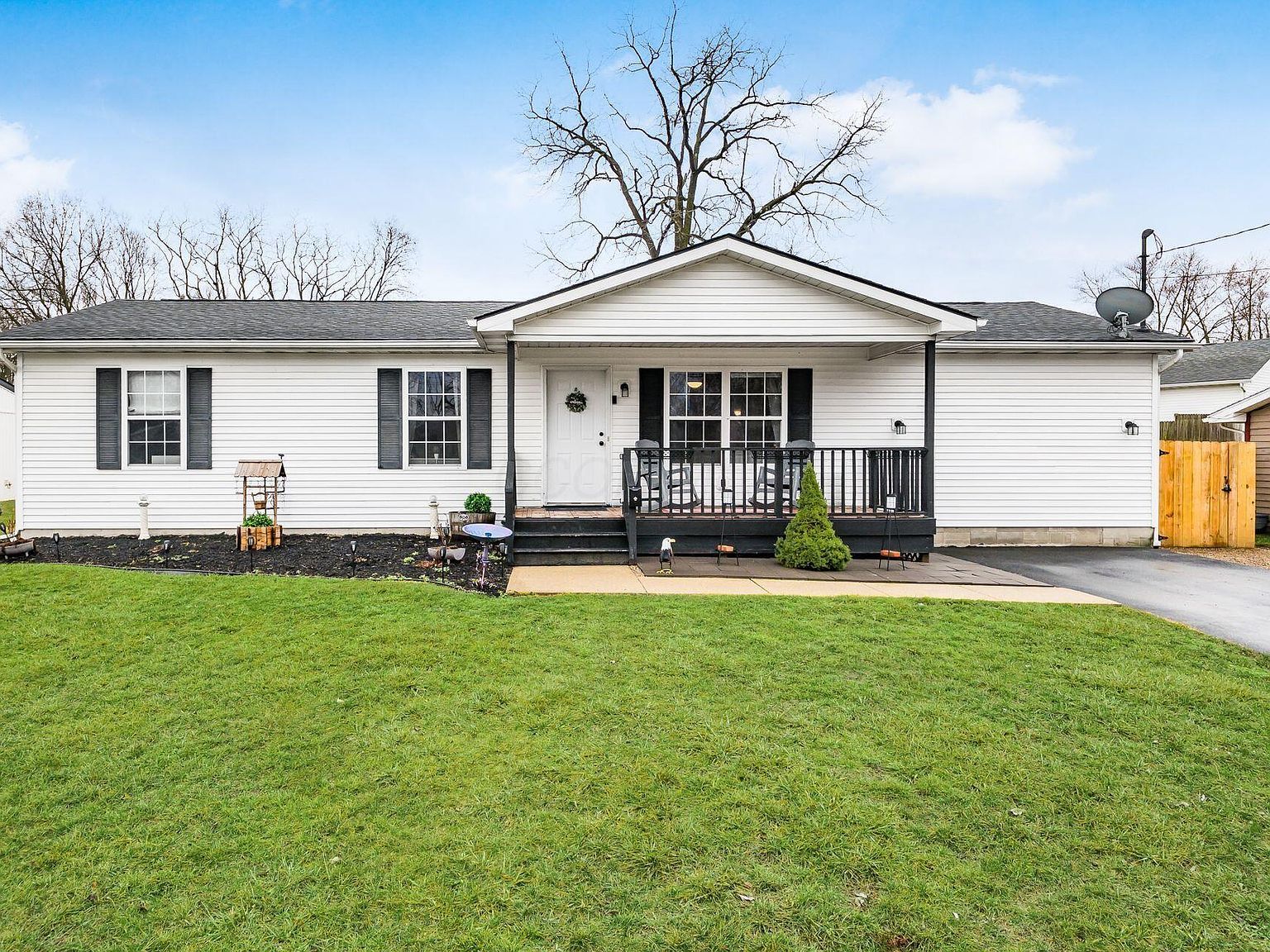 111 Jackson St Plain City, OH 43064 - Thumbnail 2