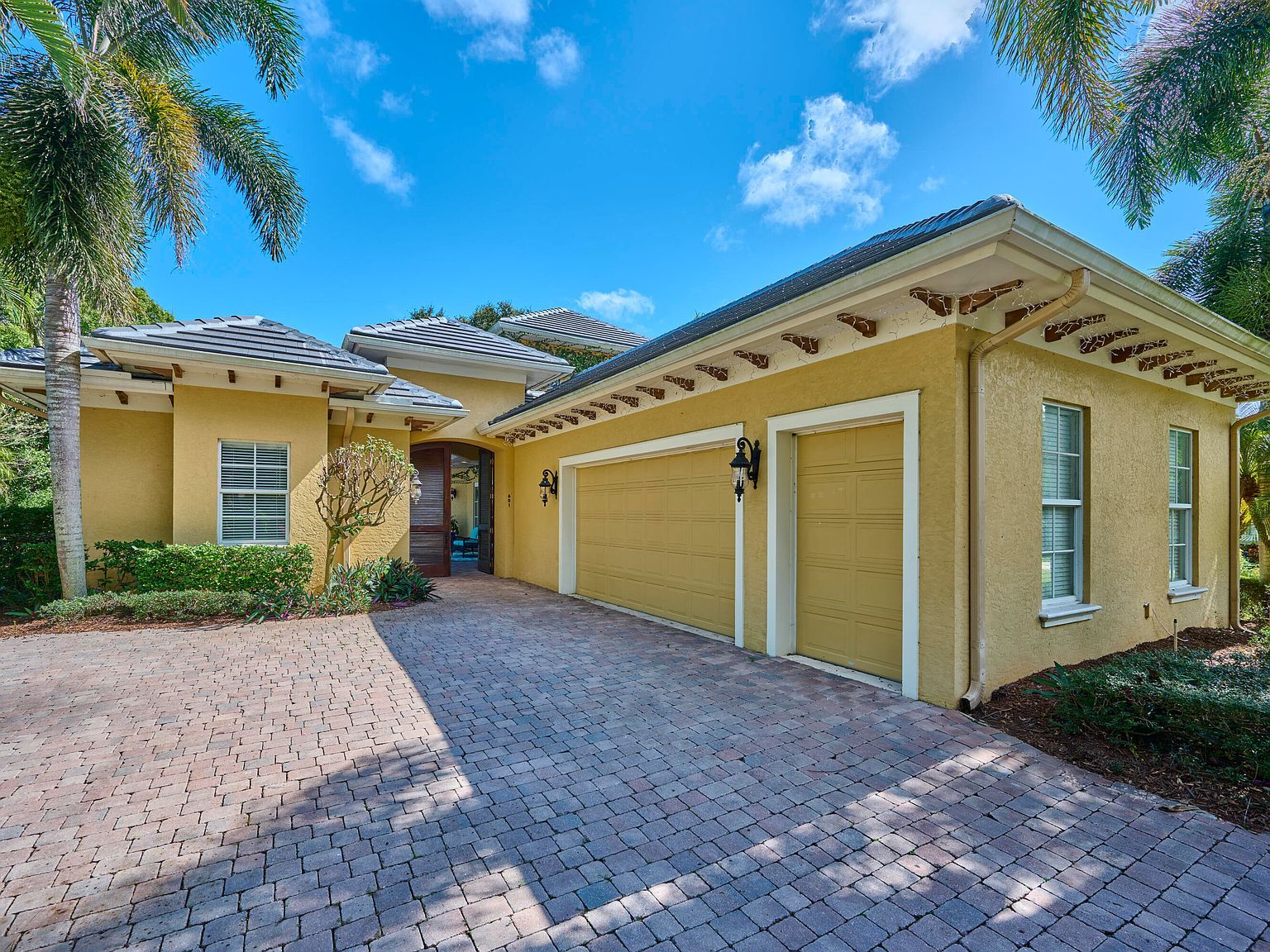 601 Bridgewater Ln SW Vero Beach, FL 32962 - Thumbnail 2