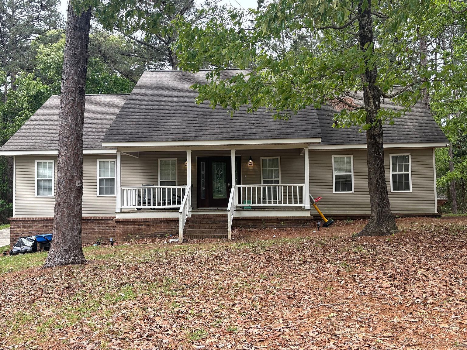 7 Hunter Dr Hattiesburg, MS 39402  | Single Family