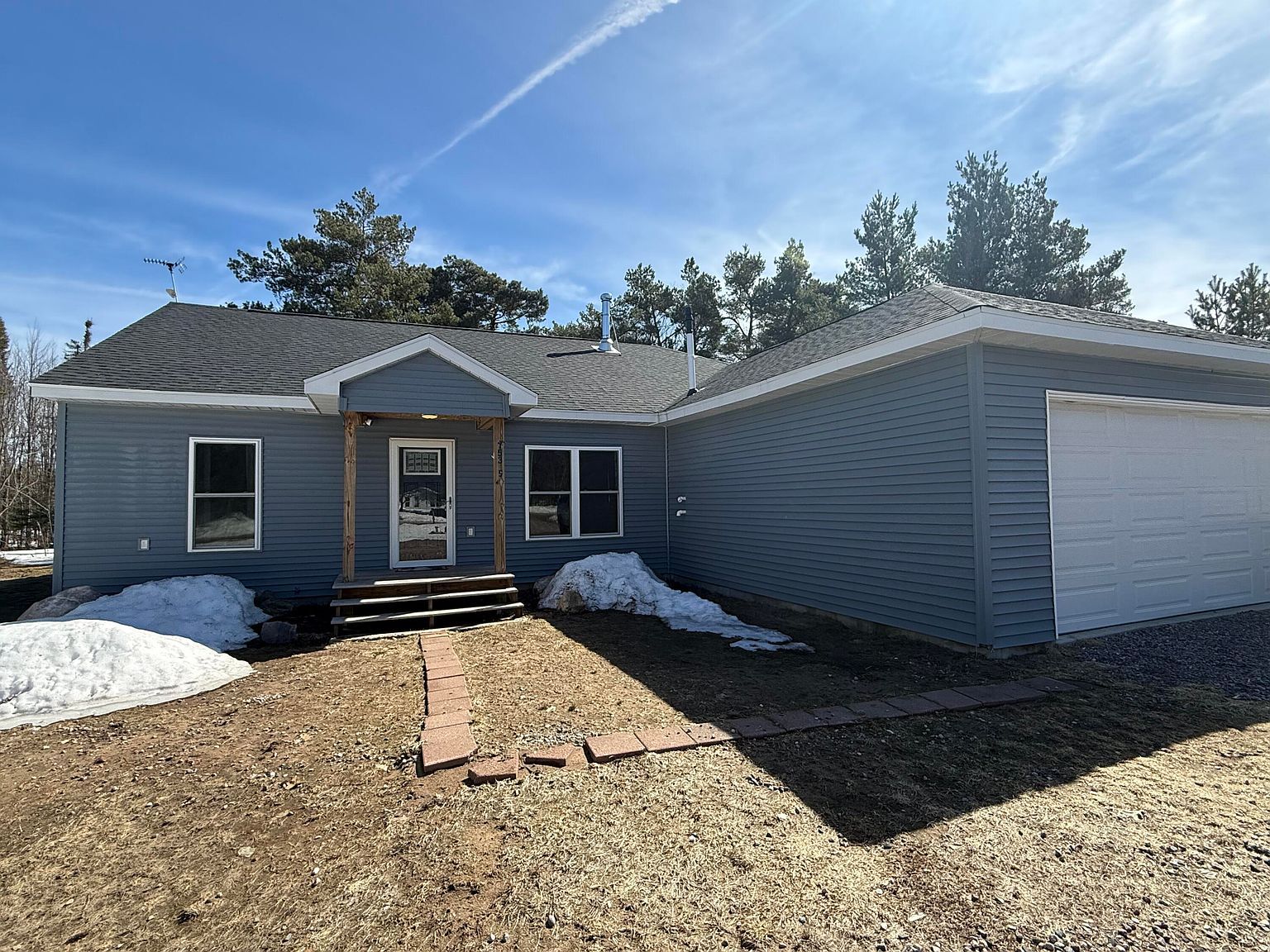 17535 S Daisys Way Kinross, MI 49752  | Single Family