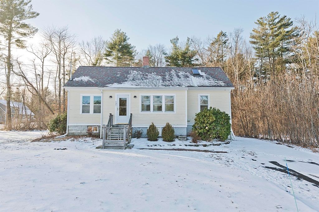 137 Old Amherst Rd Belchertown, MA 01007 - Thumbnail 2