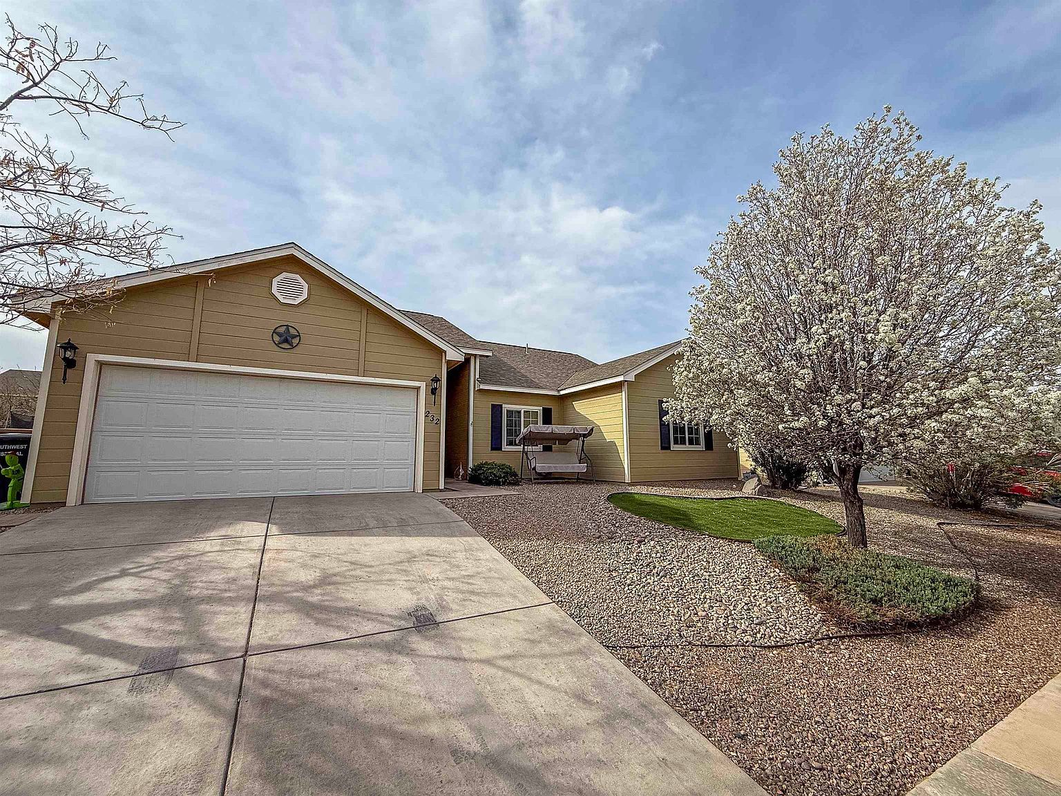 232 Burnage Ln Alamogordo, NM 88310 - Thumbnail 2