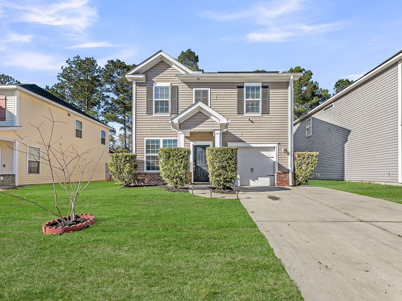 1654 Eider Down Dr Summerville, SC 29483 - Thumbnail 2