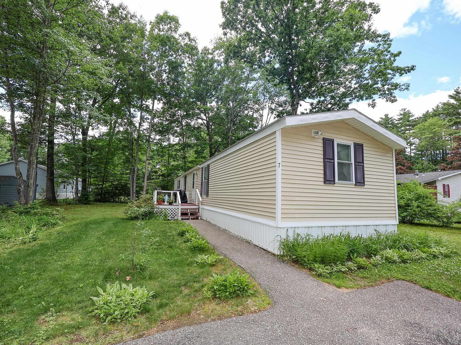 7 Marilyn Dr Concord, NH 03303, 3303