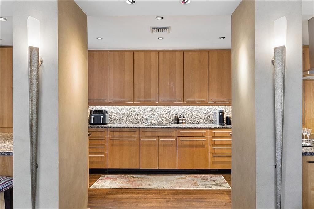 145 15th St NE APT 824 Atlanta, GA 30309 - Thumbnail 2