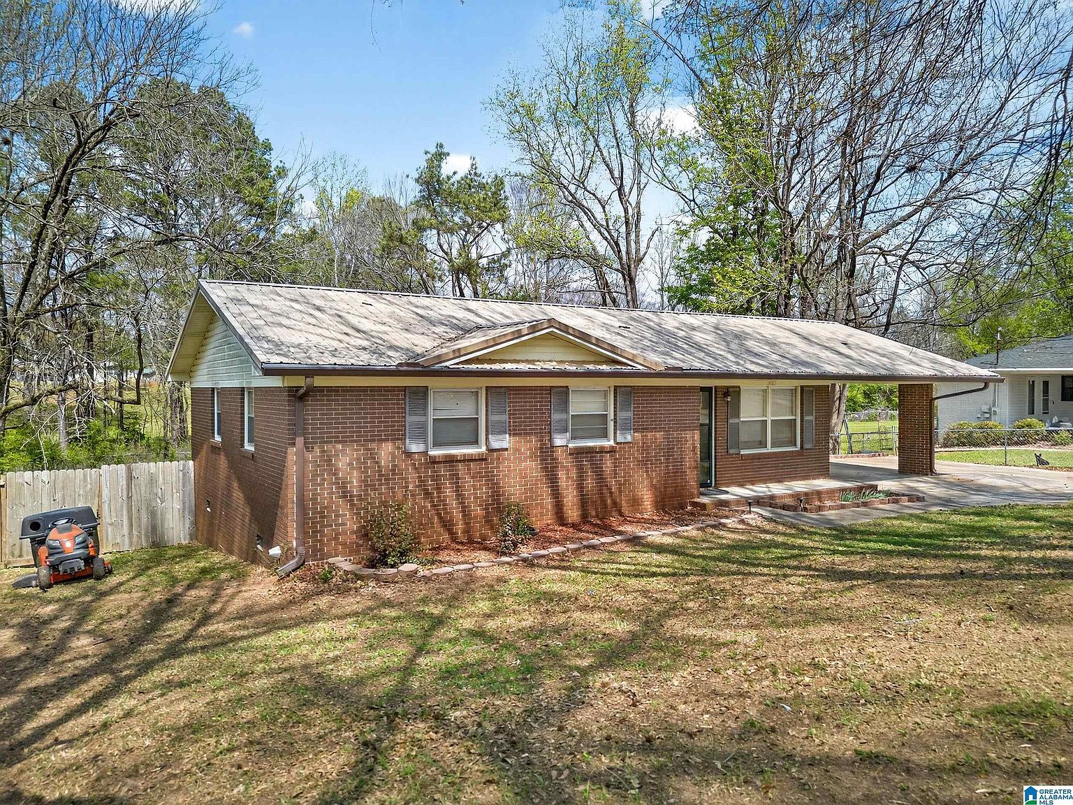 1423 Montevallo Rd Weaver, AL 36277  | Single Family
