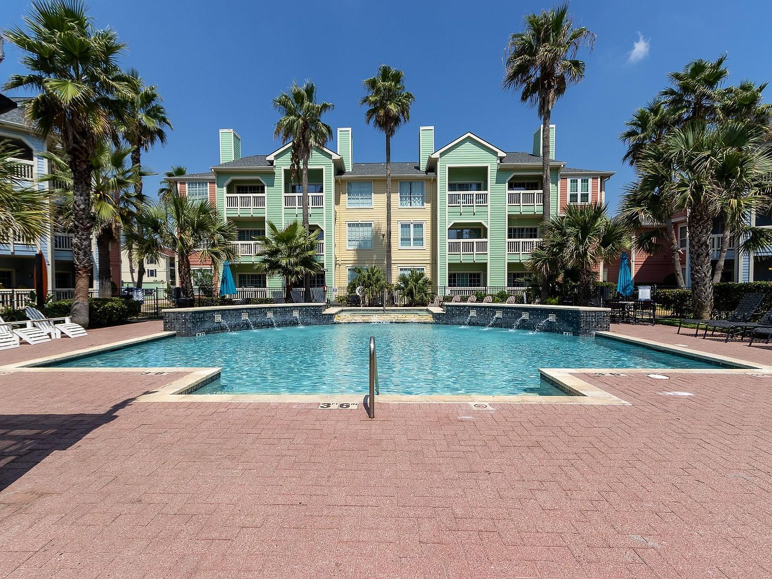 7000 Seawall Blvd APT 833 Galveston, TX 77551, 77551