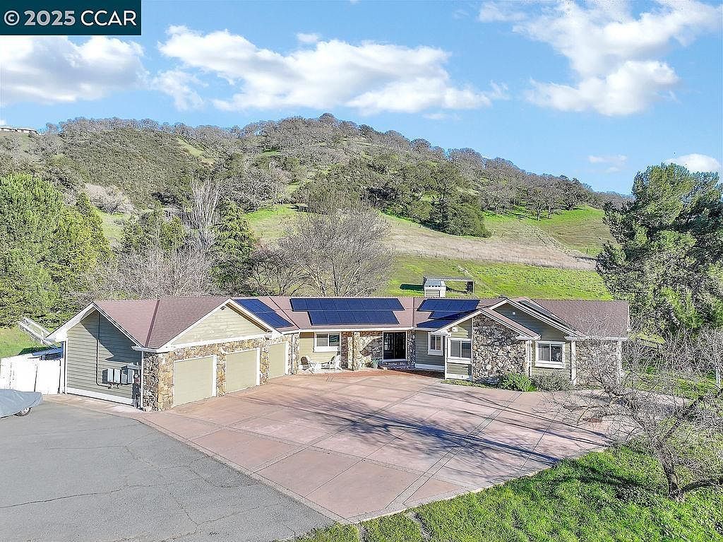 4161 Leon Dr Clayton, CA 94517 - Thumbnail 2