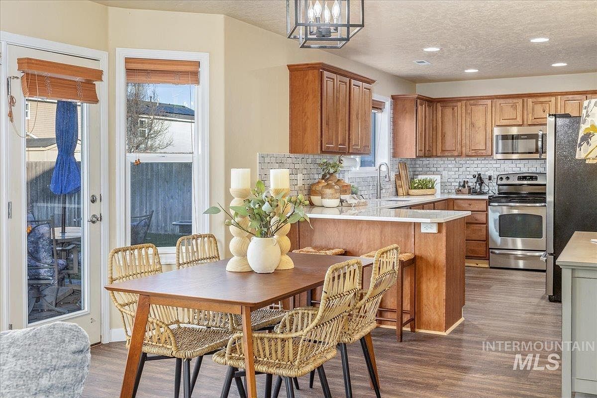 208 E Kaibab Trl Meridian, ID 83646 - Thumbnail 2