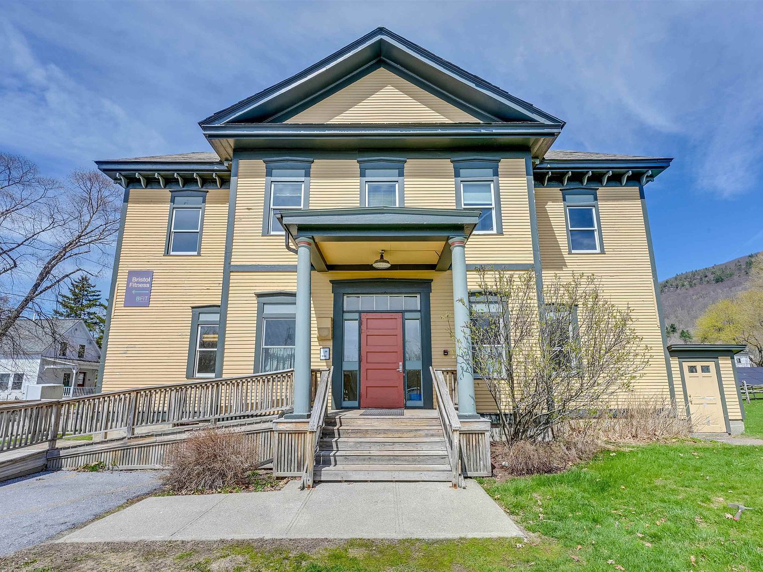 14 School St Bristol, VT 05443, 5443