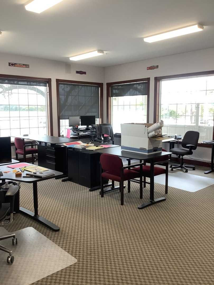 38 W Grand Ave Unit J, Fox Lake, IL, USA, 60020 - Thumbnail 3