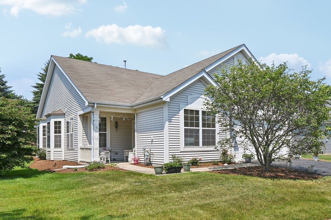 13120 Birmingham Ct Beach Park, IL 60083 - Thumbnail 2