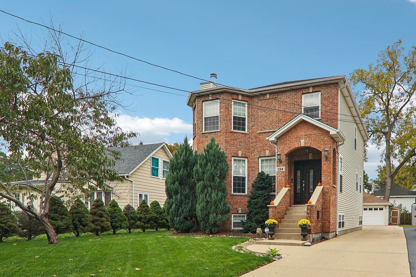 124 Hubbard Ct Wauconda, IL 60084 - Thumbnail 2