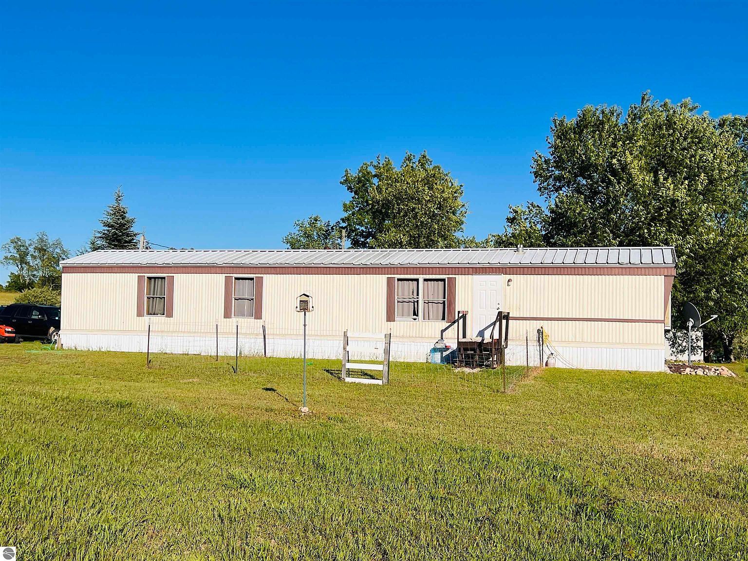 13845 70th Ave Evart, MI 49631, 49631