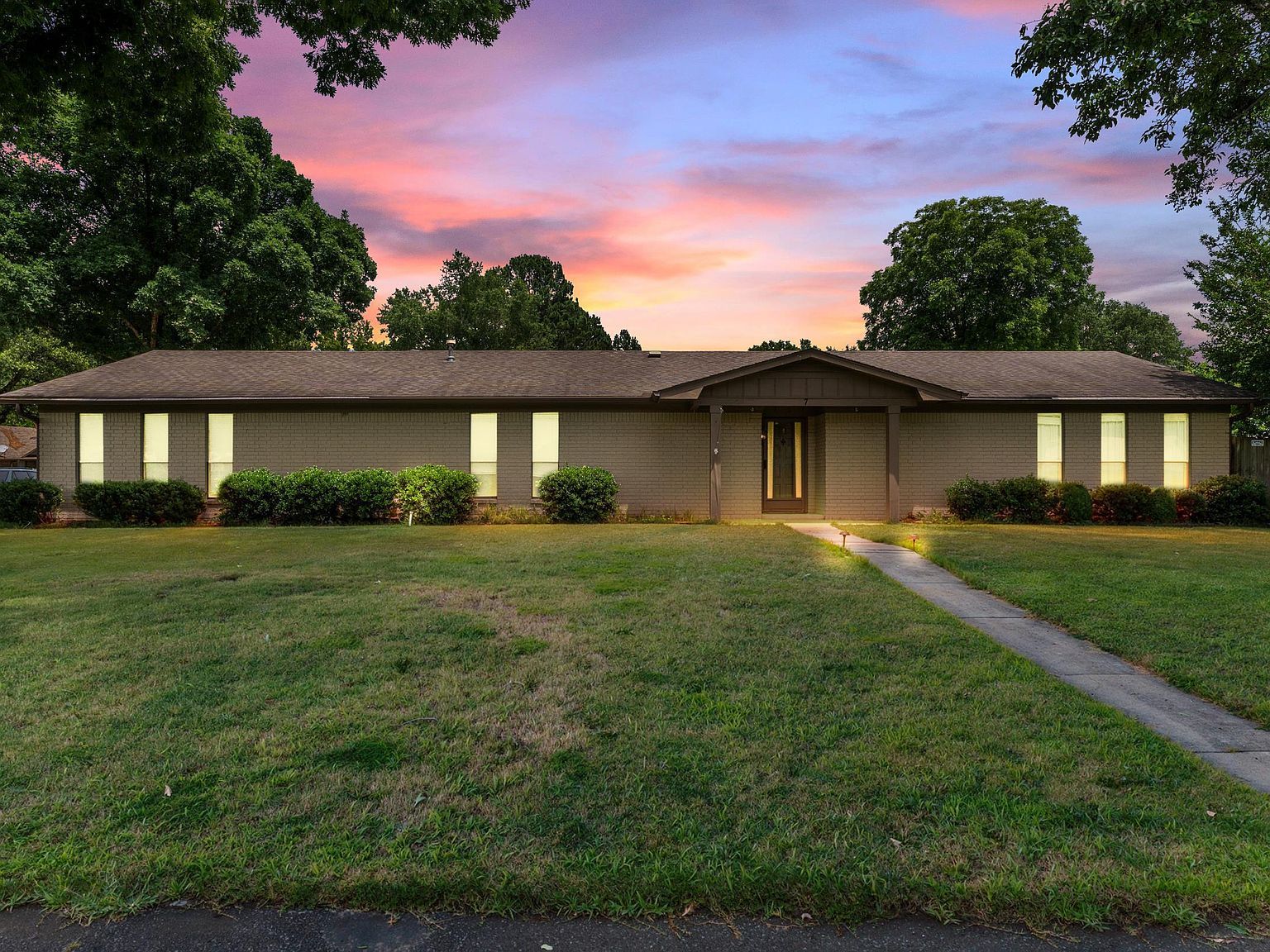7 Tucker Creek Rd Conway, AR 72034 | Single Family