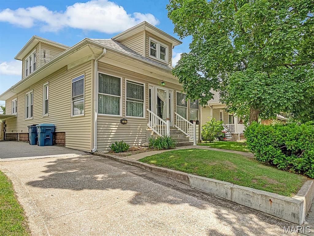 737 Madison Ave Wood River, IL 62095, 62095