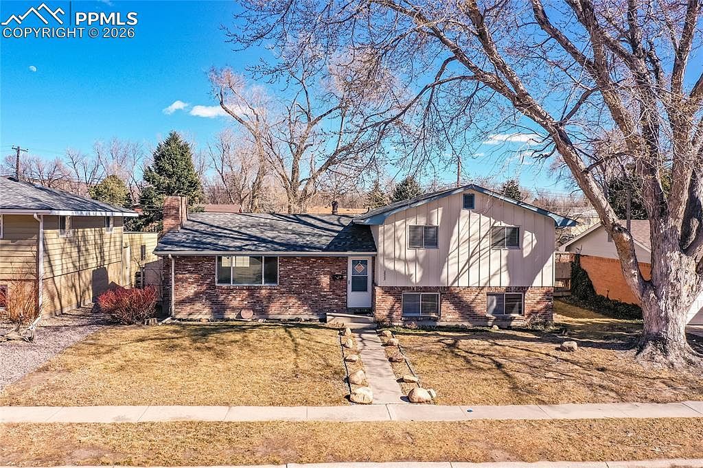 2923 Virginia Ave Colorado Springs, CO 80907 - Thumbnail 2