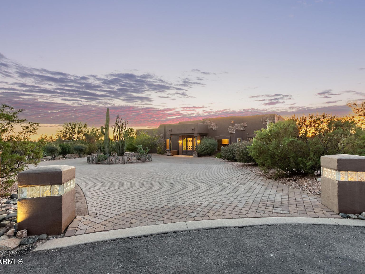 9135 E Buckskin Trl Scottsdale, AZ 85255 - Thumbnail 2