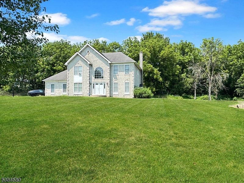 109 Willever Way Stewartsville, NJ 08886 - Thumbnail 2