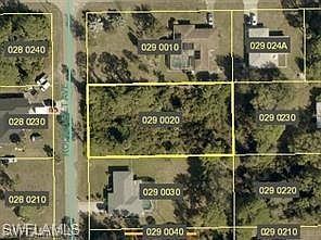 220 Roosevelt Ave Lehigh Acres, FL 33936 - Thumbnail 2