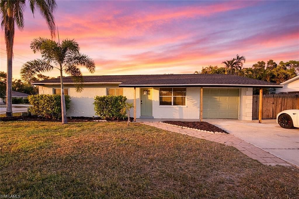 9017 Pineapple Rd Fort Myers, FL 33967 - Thumbnail 2