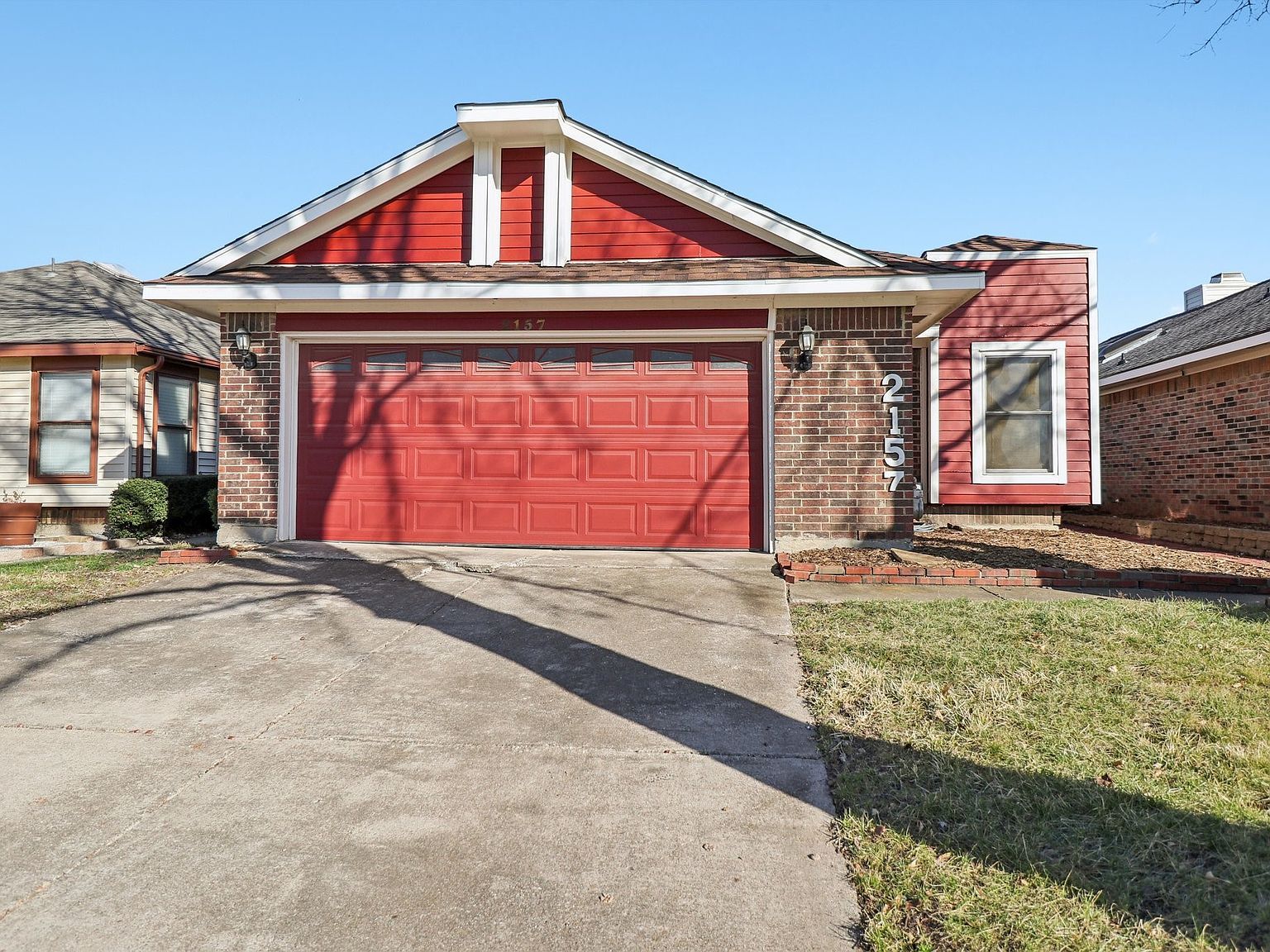 2157 Stradivarius Ln Carrollton, TX 75007 - Thumbnail 2