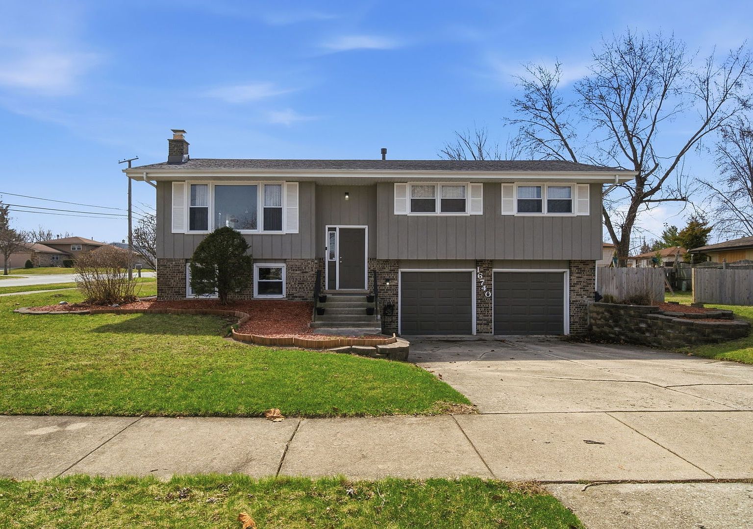 16740 Forest Ave Oak Forest, IL 60452  | Single Family