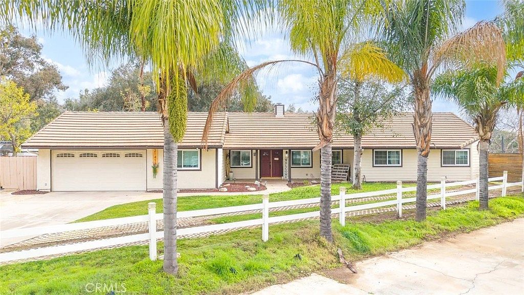 21418 Silver Spur Ln Wildomar, CA 92595 - Thumbnail 2