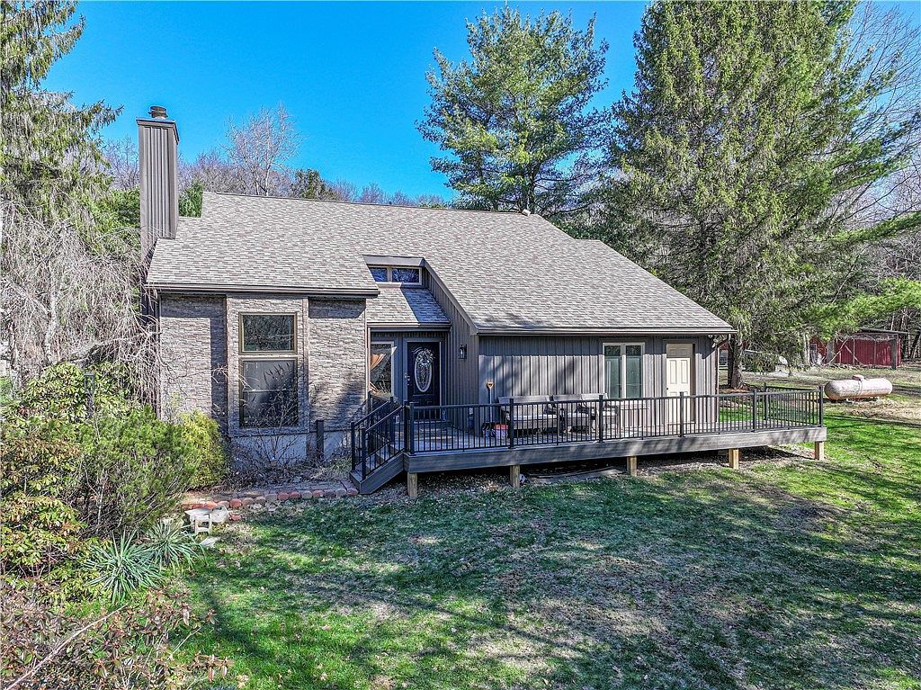 1917 Oneida Valley Rd Karns City, PA 16041  | Single Family