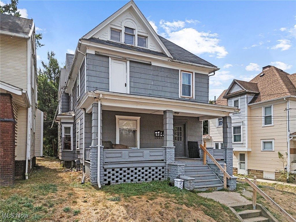 1018 9th St NW Canton, OH 44703 - Thumbnail 2