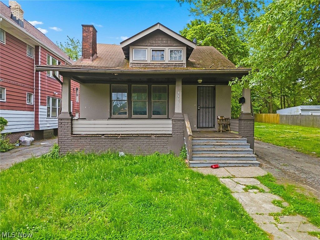 3315 E 142nd St Cleveland, OH 44120 | Single Family