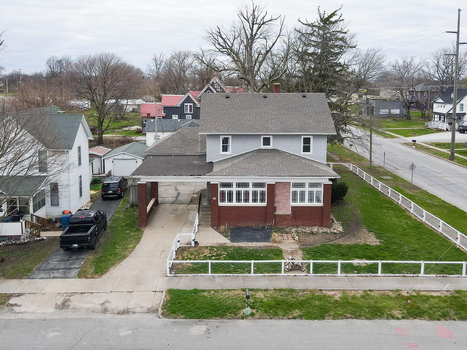 102 S Newton St Goodland, IN 47948  | Single Family